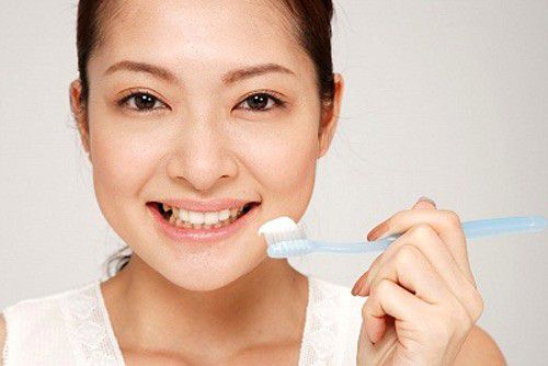 Chăm sóc cầu răng như thế nào 
