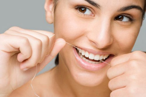 Cách bảo quản và giữ gìn răng sứ lâu bền nhất