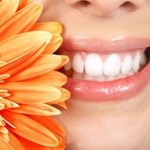 Răng sứ Cercon có màu giống răng thật?